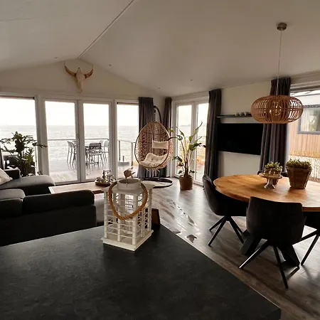Exclusieve Vakantievilla ***** Markermeer * Bovenkarspel