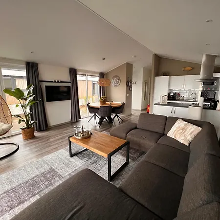 Exclusieve Vakantievilla ***** Markermeer 度假居