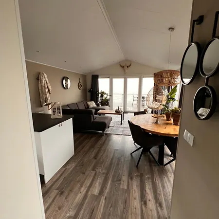 Exclusieve Vakantievilla ***** Markermeer